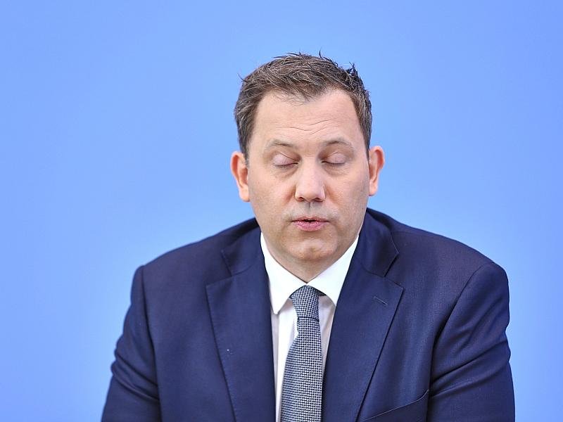 Steuergewerkschaft kritisiert geplante Steuerreform