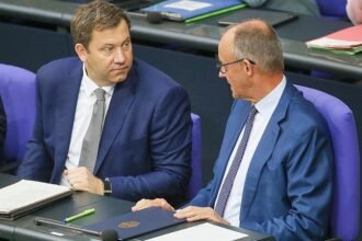 Umfrage: Mehrheit rechnet mit vorzeitigem Regierungsende