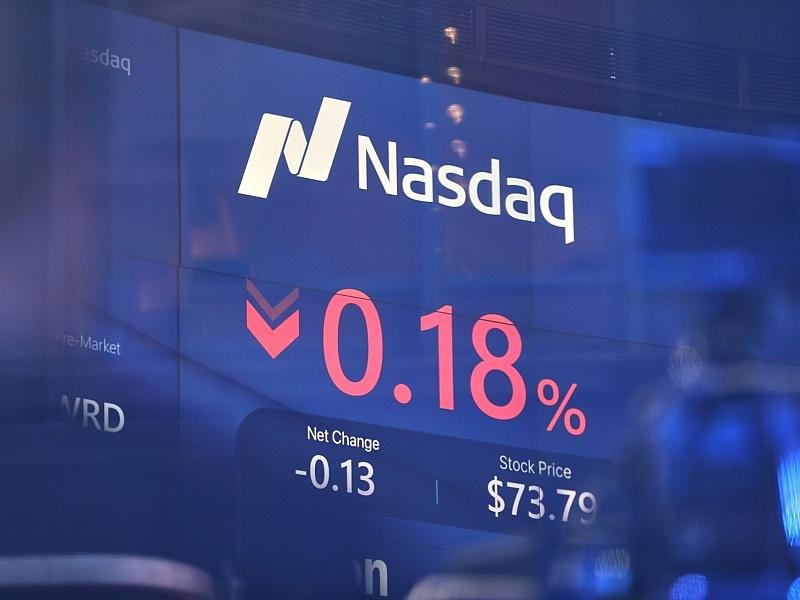 US-Anleger stoßen vor dem Wochenende Aktien ab