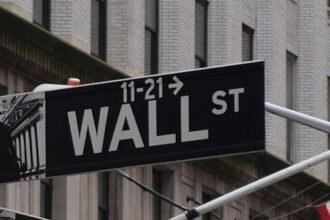 US-Börsen legen zu – Trump geht erneut gegen Fed-Gouverneurin vor