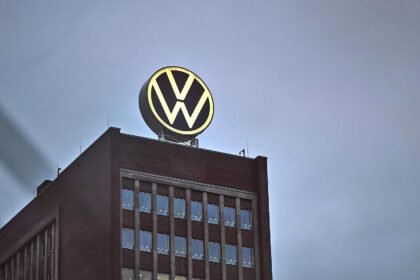 VW will bis Jahresende erste Million Batteriezellen produzieren