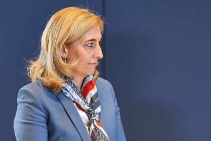 Warken lobt Reform der Nachrichtendienste