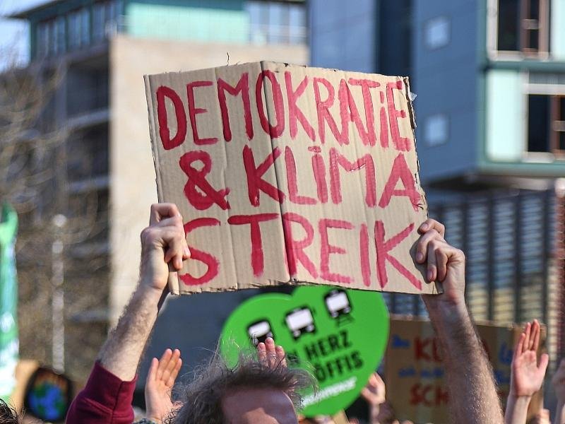 Zustimmung für konsequenten Klimaschutz nimmt etwas ab
