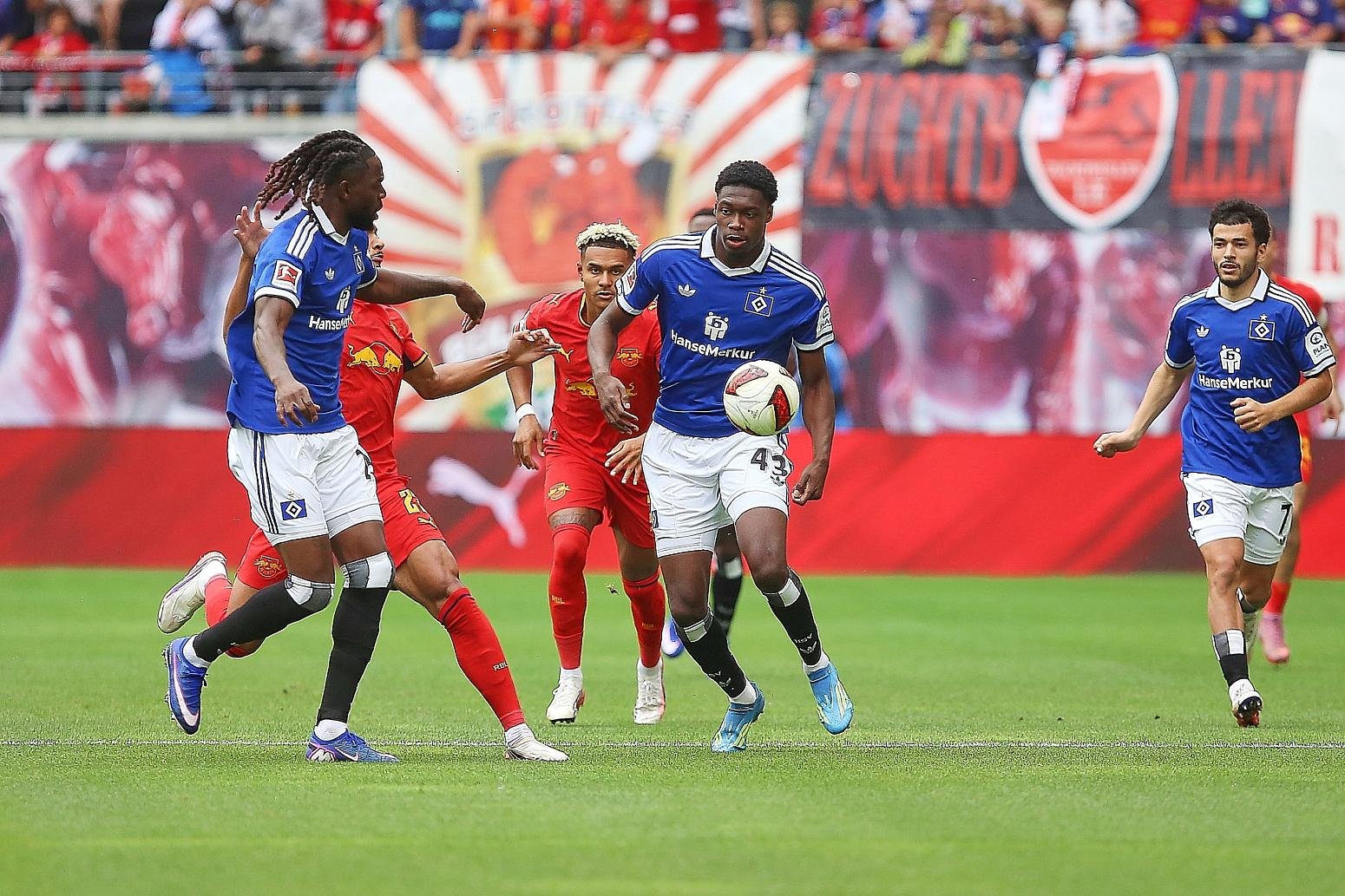 1. Bundesliga: RB Leipzig deklassiert Hamburger SV mit 5:0