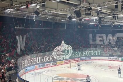 Erstes Heimspiel, erster Sieg: Augsburger Panther schlagen Schwenninger Wild Wings