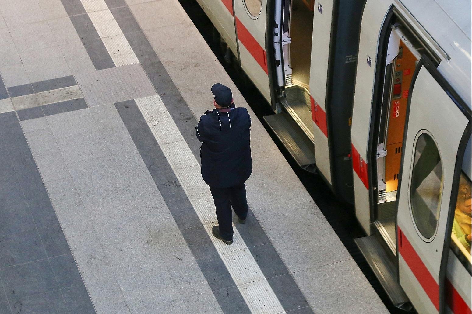 Bahn begrüßt härtere Strafen für Angriffe auf Angestellte