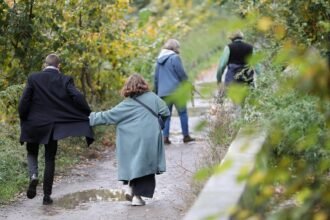 Bildungsunterschiede bei jüngeren Paaren geringer als bei älteren
