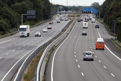 Bilger lehnt generelles Tempolimit auf Autobahnen ab