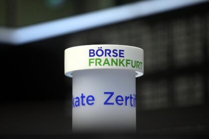 Dax geht mit kleinem Plus ins Wochenende