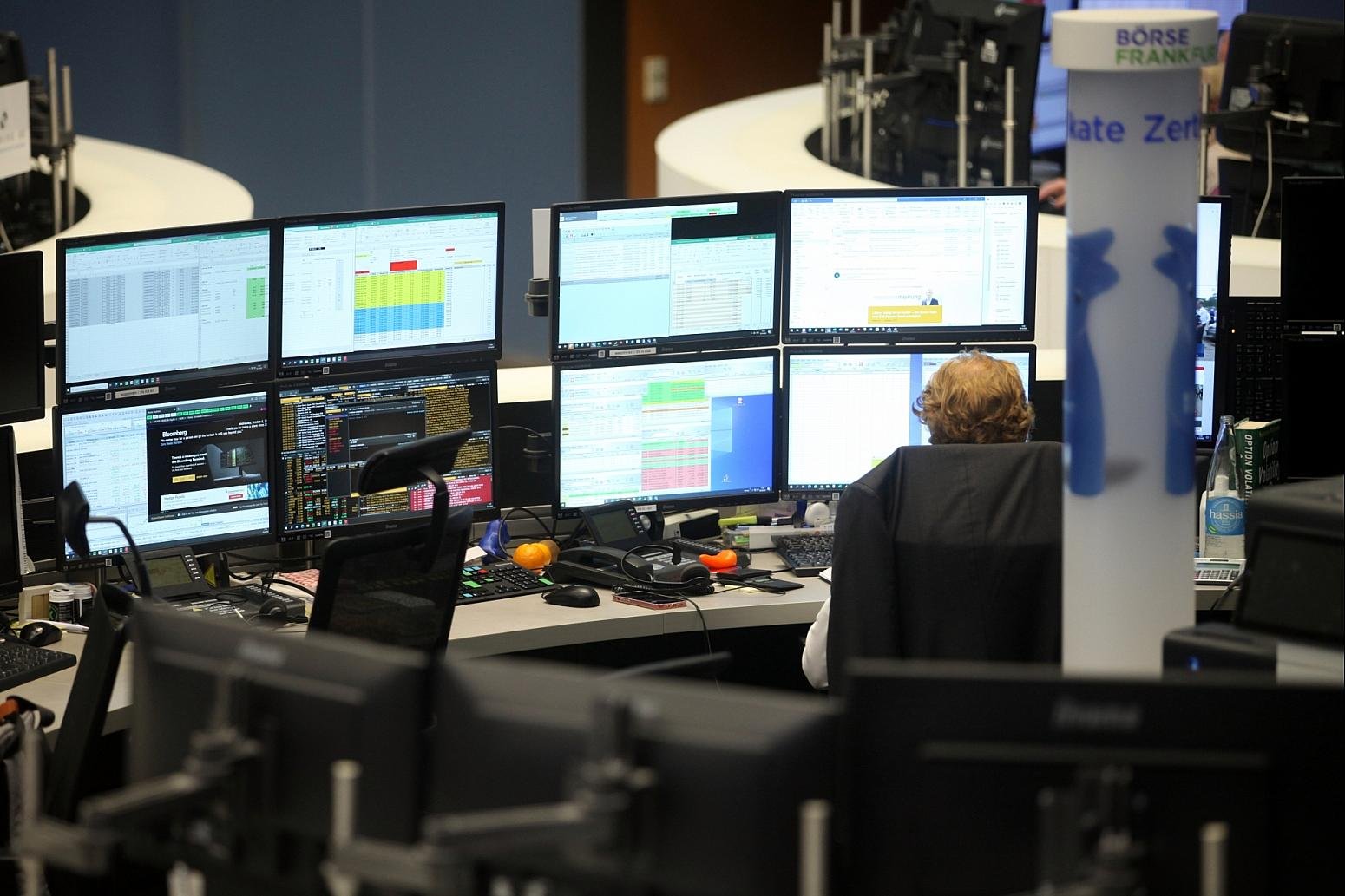 Dax startet kaum verändert – Index stabilisiert sich