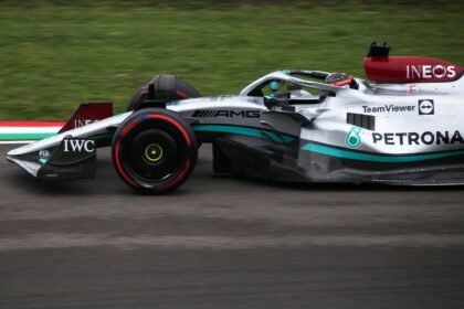 Formel-1-Quali in Baku: Russell holt sich die Pole
