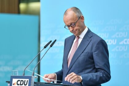 Forsa: Union verharrt auf Rekordtief