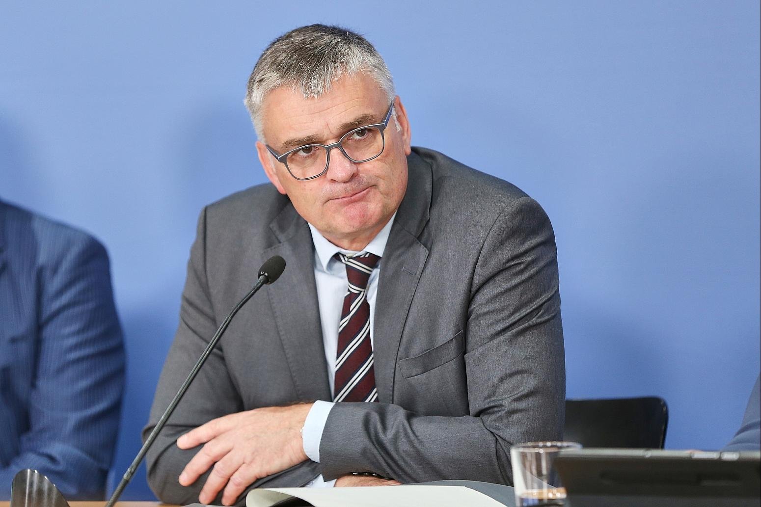 Forsa weist Kritik von Regierungssprecher nicht komplett zurück