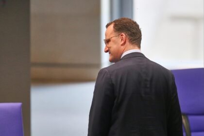 Grüne begrüßen Spahns Rückzug aus Haushaltsausschuss