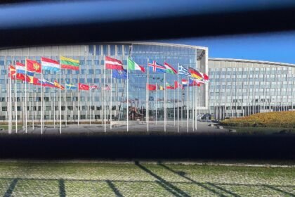 Joschka Fischer erwartet Ende der Nato