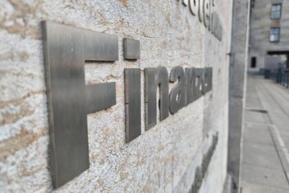 Klingbeil plant Steuerentlastung von zehn Milliarden Euro