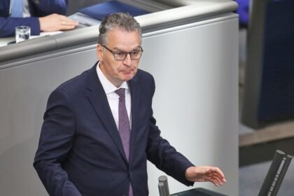 Krings fordert mehr Härte gegen “Klima-Radikalismus”