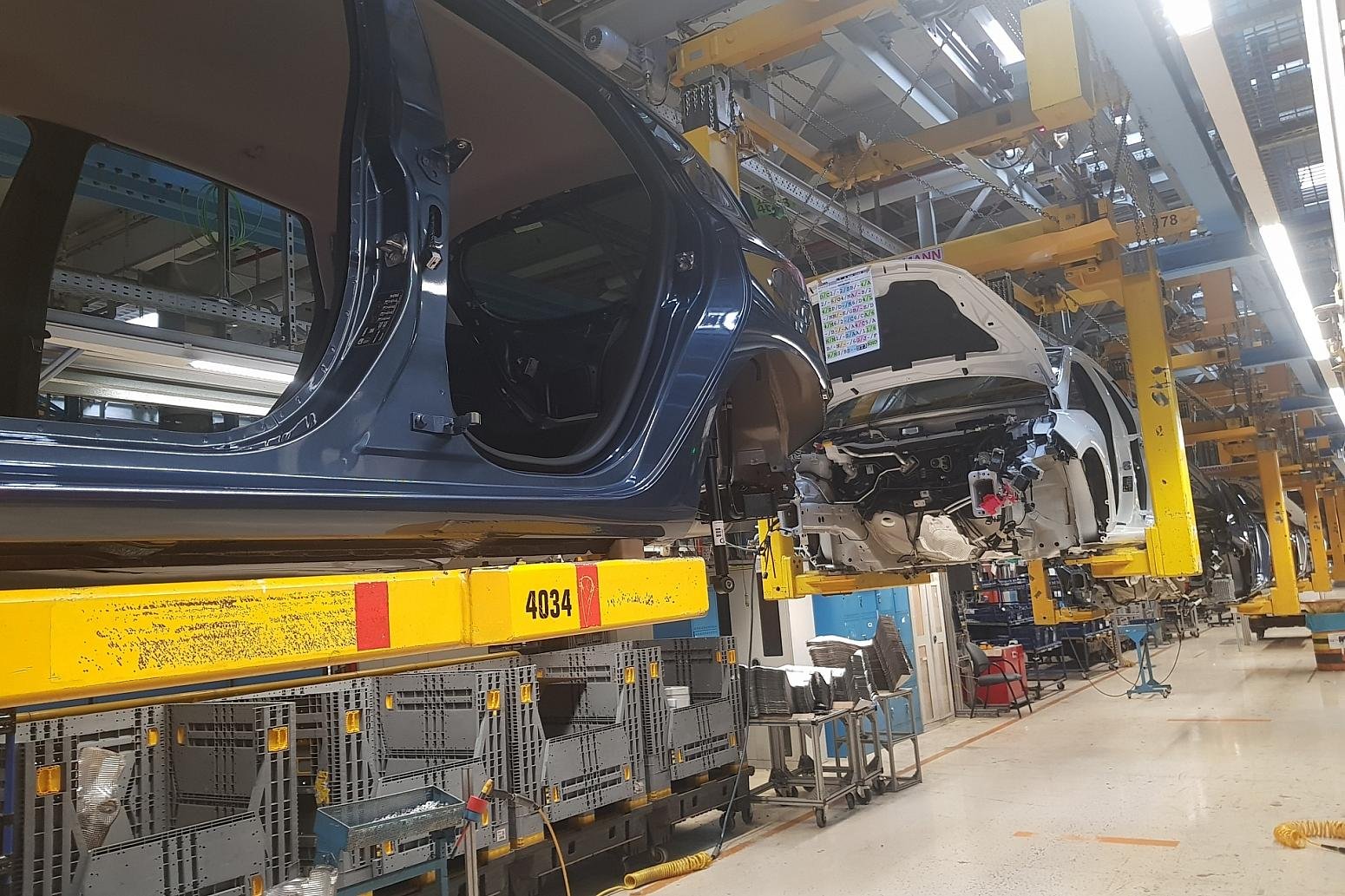 Linke fordert 20-Milliarden-Hilfe für Autobranche