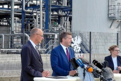 Merz warnt bei “Wahlkampftermin” in Sachsen-Anhalt vor AfD-Wahl