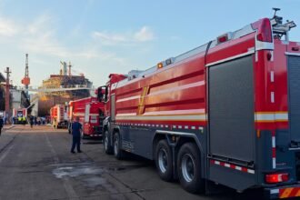 Mindestens 20 Tote bei Brand auf Frachtschiff in China