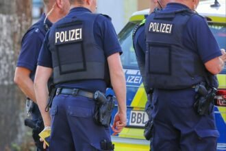 Nach Sabotage an Umspannwerken: Polizei sucht 48-Jährigen mit Foto