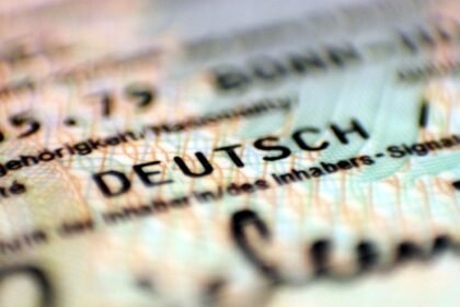Papier beklagt Lücke im Grundgesetz bei Einbürgerungen