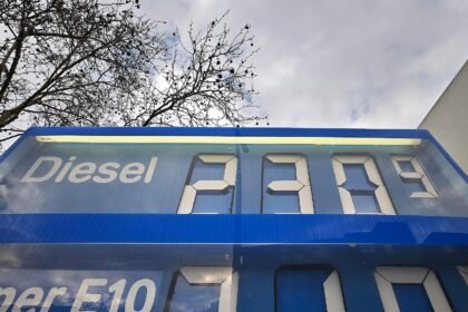 Rehlinger fordert Spritpreisdeckel und Übergewinnsteuer