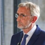 Schuster nennt Anschlagsversuch in Leipzig “Staatsterrorismus”