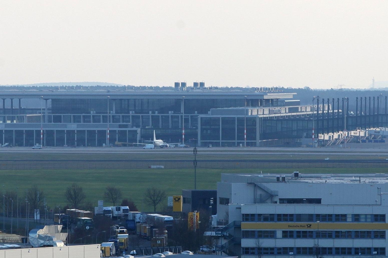 Terminal 1 von Flughafen BER wieder freigegeben