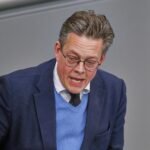 Von Notz fordert Moratorium für neue KI-Anwendungen