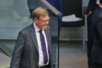 Wadephul hofft auf “neues Kapitel” in Beziehungen zu Ungarn