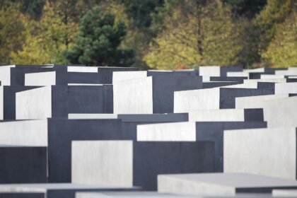 Weitere Anklage nach Messerangriff am Berliner Holocaust-Mahnmal