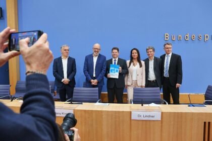 Wirtschaftsinstitute verdoppeln Konjunkturprognose wieder