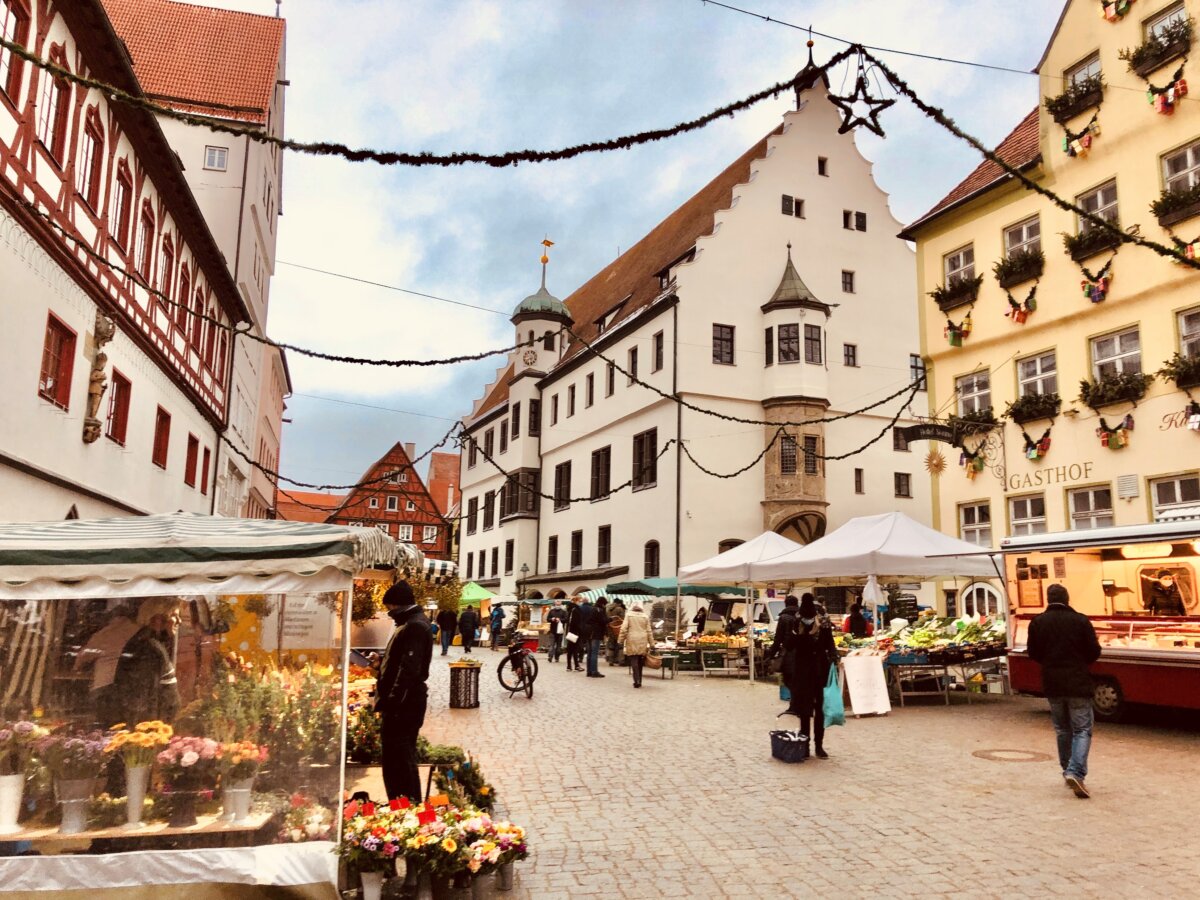Wochenmarkt in Nördlingen zieht auf den Marktplatz um