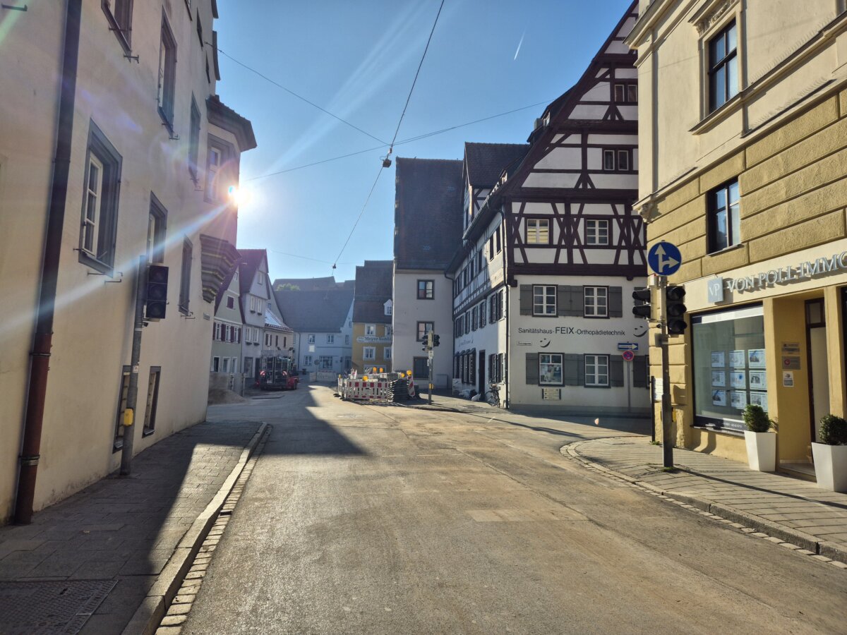 Nördlingen: Kreuzung wieder befahrbar, Baldinger Straße gesperrt