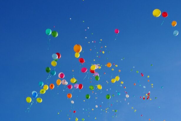 75 Jahre Kirchweih: Gersthofen feiert mit Ballonglühen