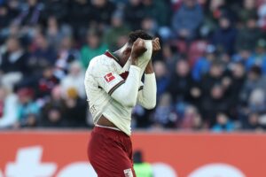 Rassismus und Todesdrohungen gegen FCA-Profi Juma Bah – FC Augsburg kündigt Strafanzeige an