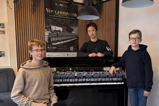 Friedberger Schüler mit KI-Klavier im Finale des Bundeswettbewerbs Künstliche Intelligenz