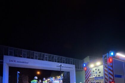 Wohnungsbrand in Augsburg-Kriegshaber: Spielekonsole fängt Feuer