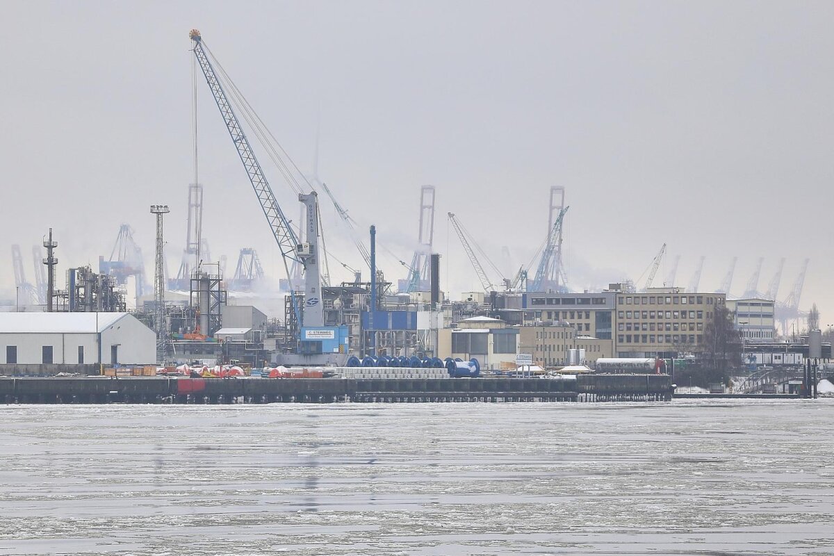Bundesregierung untersagt Cosco-Übernahme am Hamburger Hafen