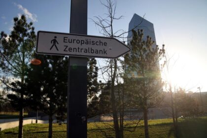 EZB rührt Leitzinsen nicht an