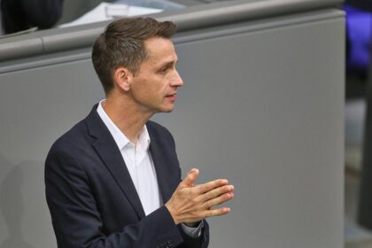 Audretsch offen für Grün-Rot-Rot im Bund