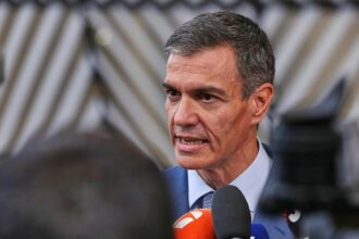 Spaniens Ministerpräsident Sanchez kündigt vorgezogene Neuwahlen an