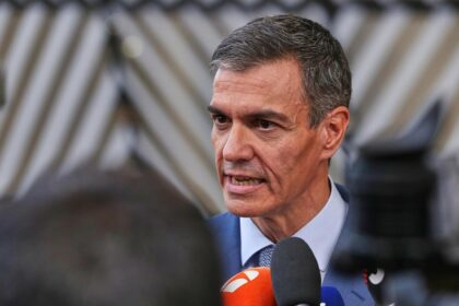 Spaniens Ministerpräsident Sanchez kündigt vorgezogene Neuwahlen an