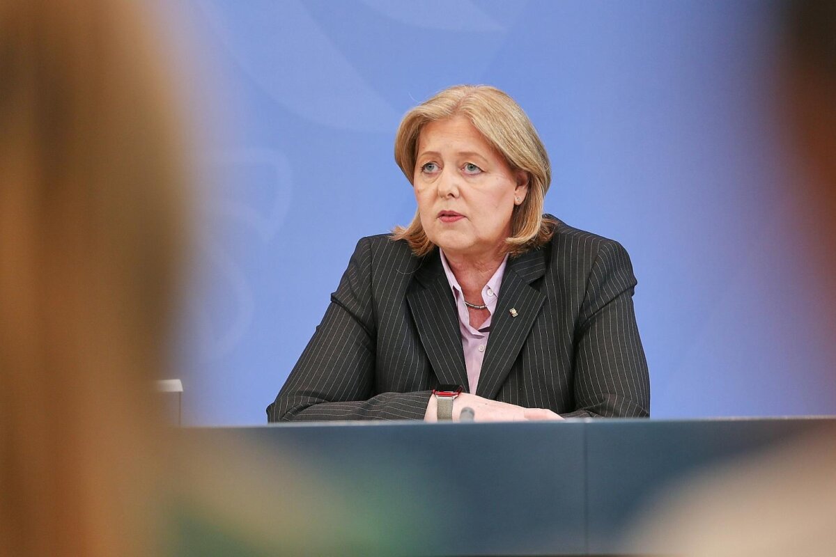 Bas tritt als SPD-Vorsitzende und Arbeitsministerin zurück