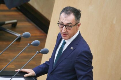 Infratest: Grüne bleiben in Baden-Württemberg klar stärkste Kraft