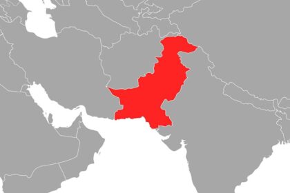 Schuldach in Pakistan eingestürzt – mindestens 22 Tote