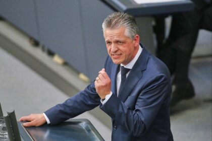 Frei pocht auf Abschaffung des Acht-Stunden-Tages