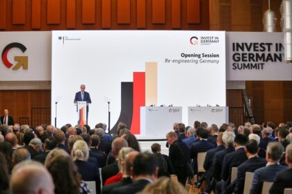 Merz verspricht Investoren "bestmögliche Rahmenbedingungen"