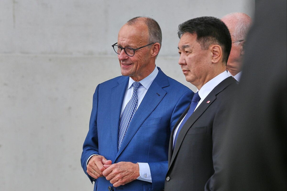 Mongolischer Präsident im Kanzleramt empfangen